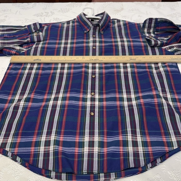 Architect XL l/s button down in plaid blue,red, purple, and tan. 55% cotton - Picture 5 of 6